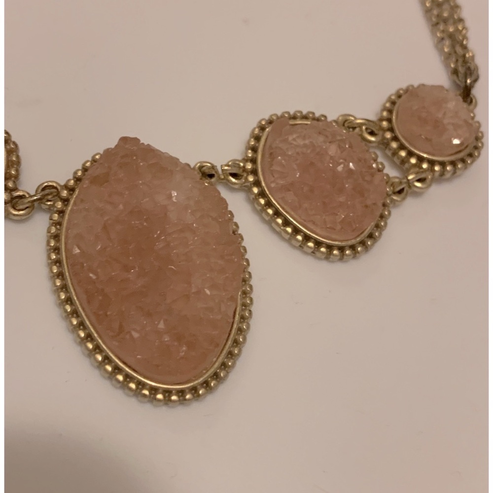 Lucky brand rose stone necklace